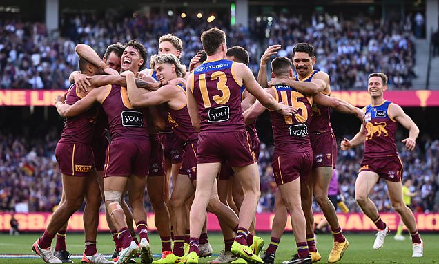 Snoop Dogg entertains at halftime as Brisbane successfully defends...